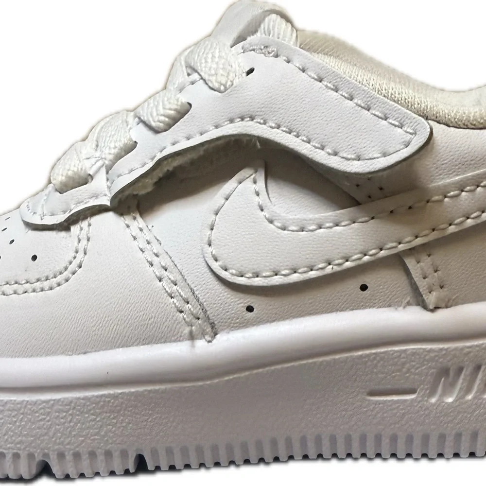 Nike force 1 low easyon size 4C children’s shoes - Picture 4 of 6